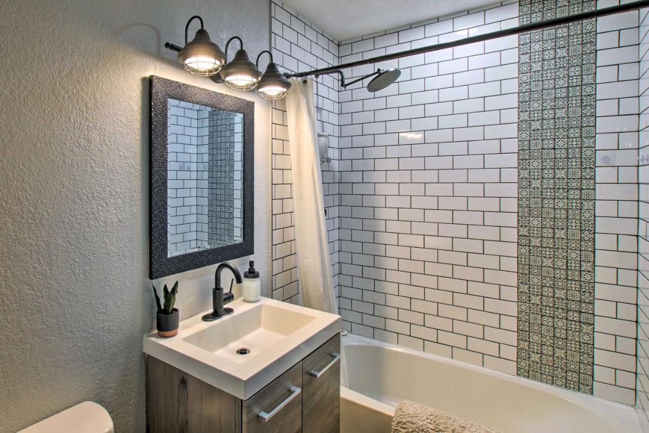 Charming Phoenix Home With Patio About 3 Miles To Dtwn! Eksteriør bilde